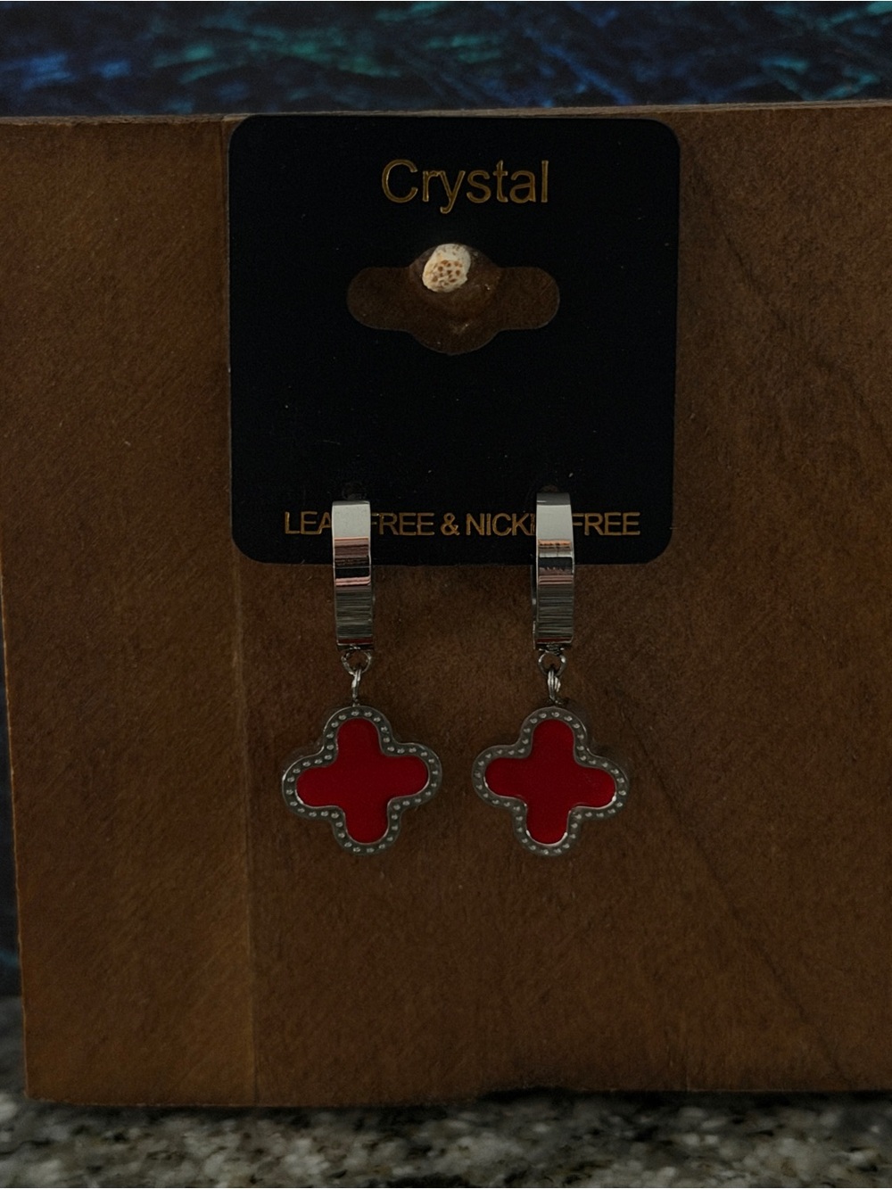 Red Four Leaf Clover Huggie Snap Earrings - Silver-tone Mofit